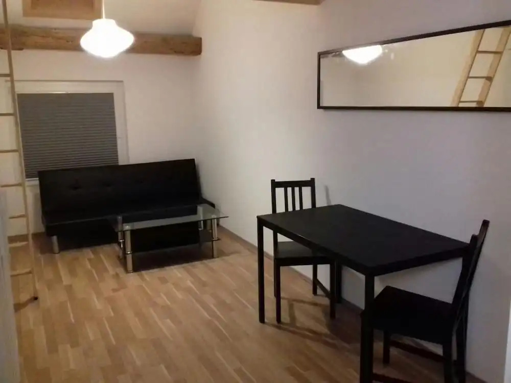 Miles to go Hotel & Hostel