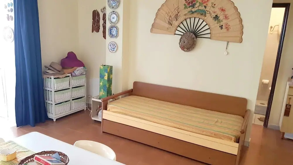 House With one Bedroom in Villaggio del Golfo, With Furnished Terrace Near the Beach