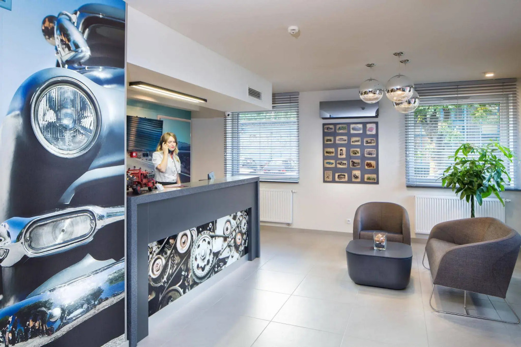 Automobil Hotel