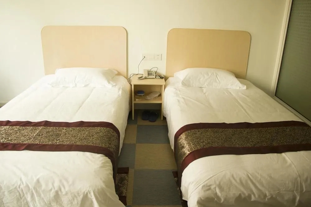 Lanting Business Hotel(青岛兰亭商务宾馆)