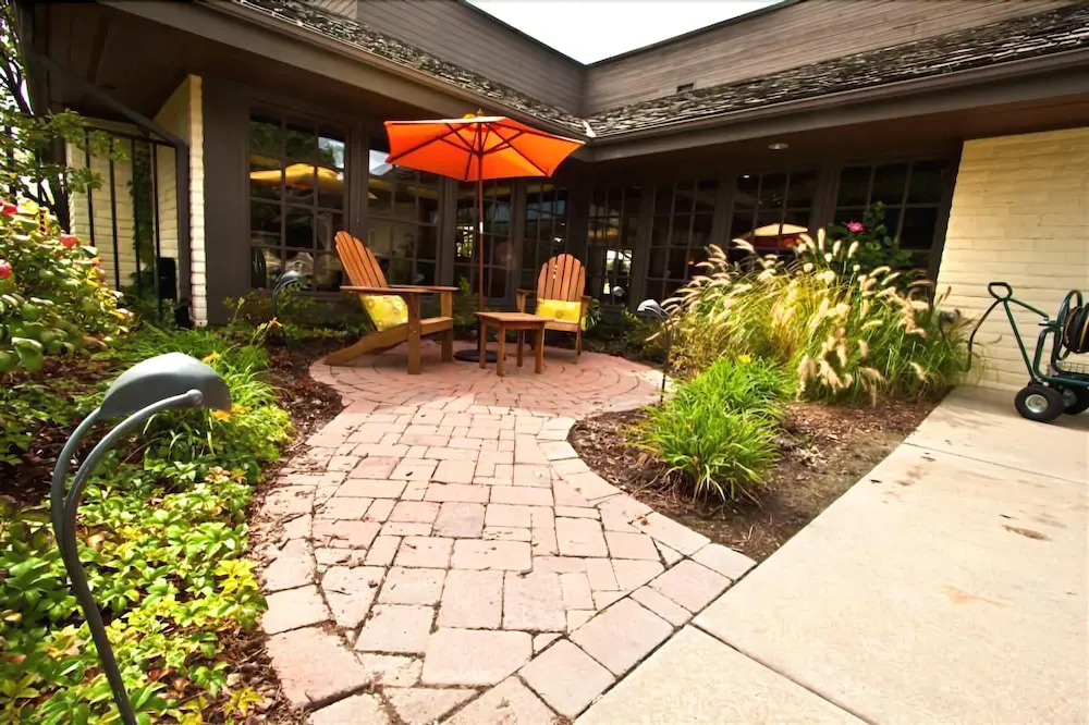 The Inn at Tallgrass