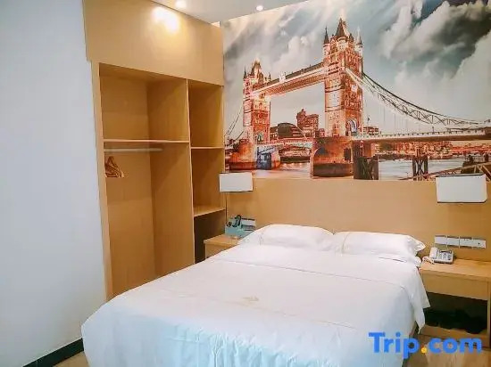 Jinquan Hotel (Shenzhen Dafen Metro Station)