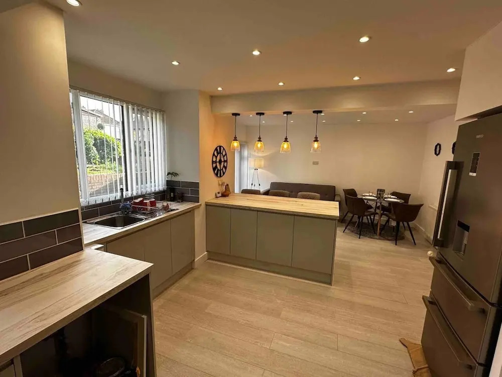 Lovely 3-bed House Near Birmingham Airport & Nec