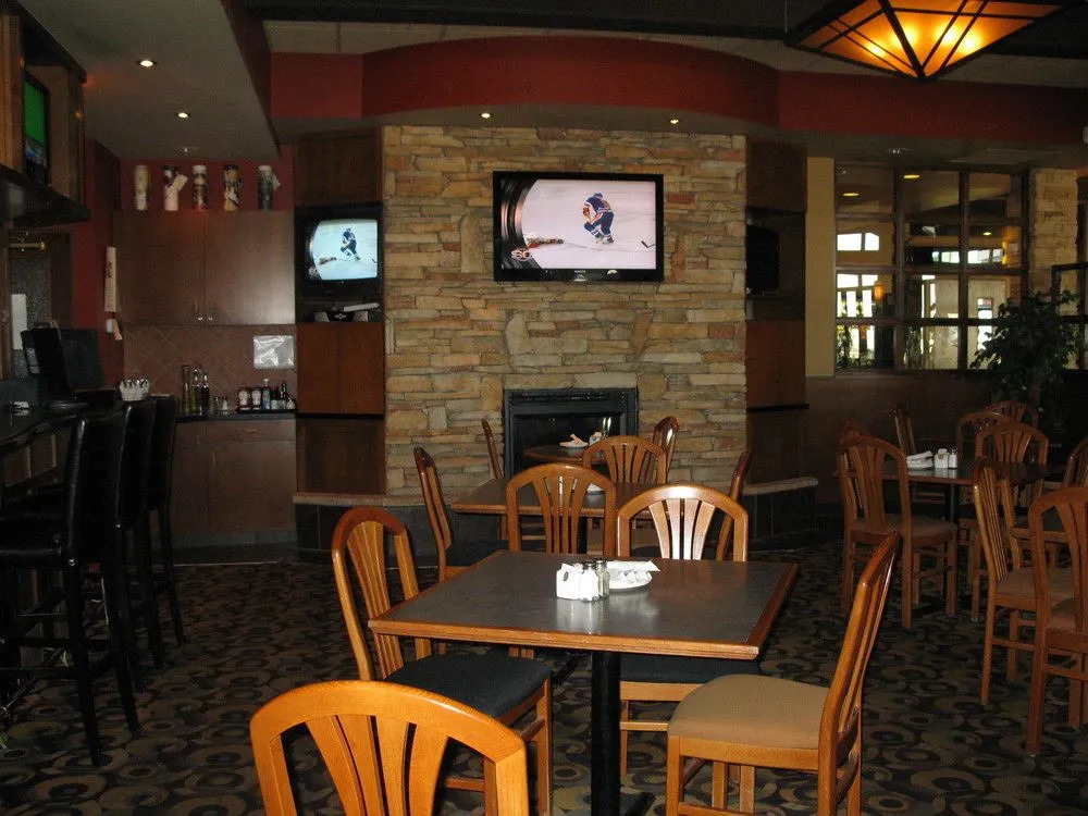 Walking Eagle Inn & Lodge