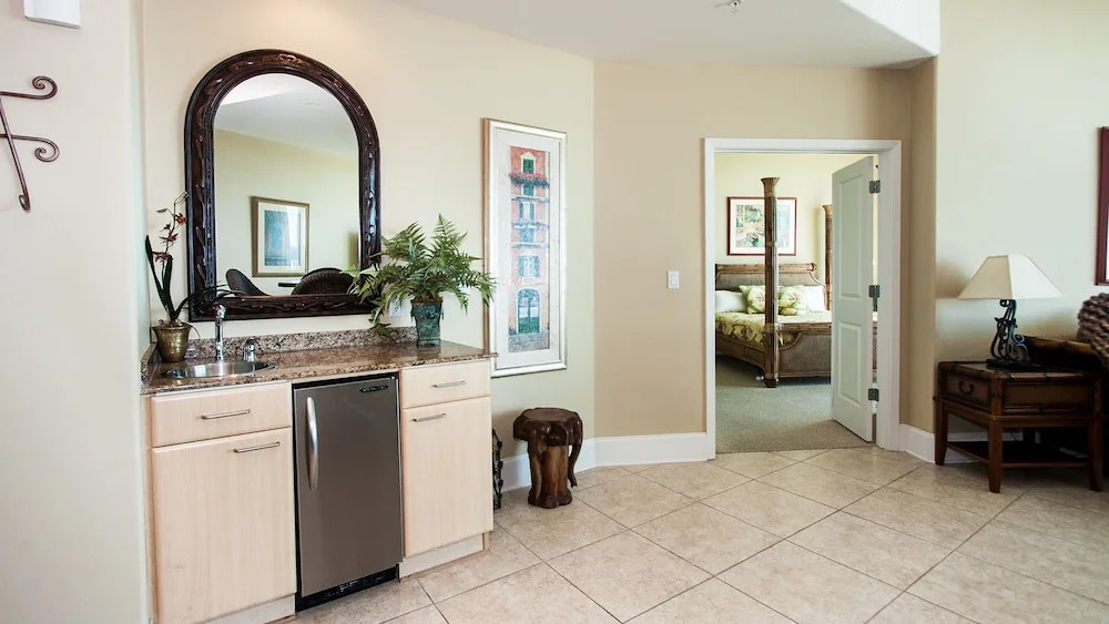 Penthouse Unit Overlooking the Gulf of Mexico - Unit Crbph14