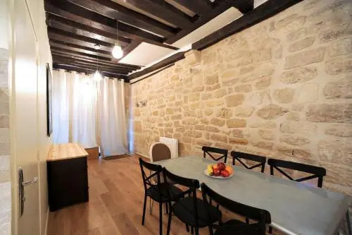 Apart of Paris - Souplex Loft Apartment - Le Marais