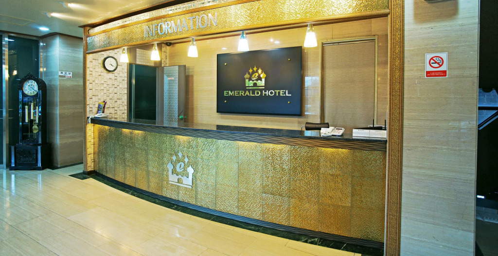 Emerald Hotel