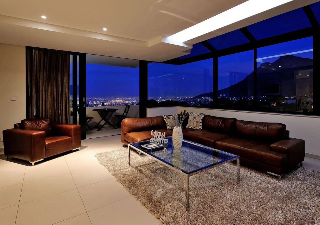 129 on Kloof Nek Apartments