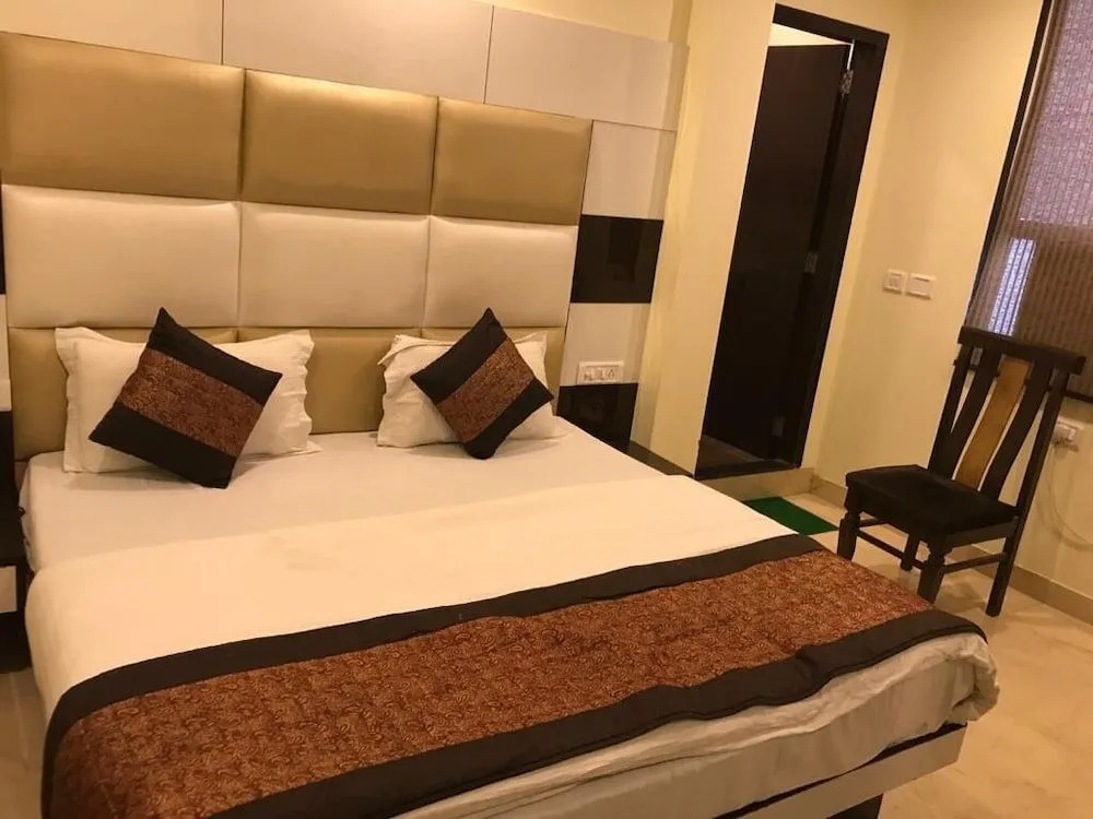 ADB Rooms Hotel Olive International