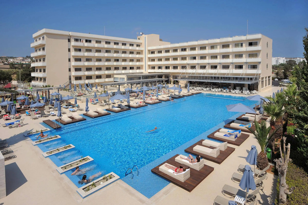 Nestor Hotel