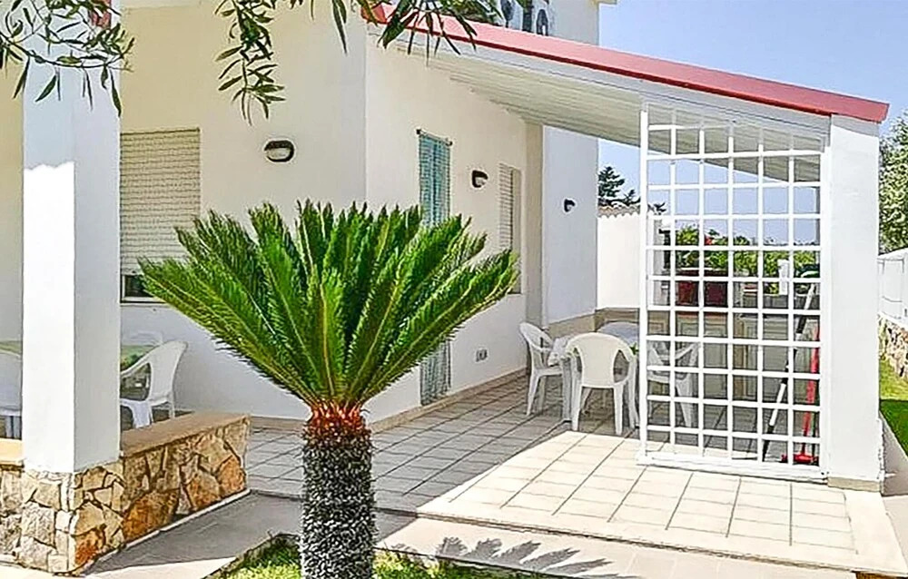 Stunning Apartment in Reitani Noto With Wifi and 3 Bedrooms