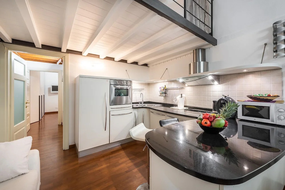Martini Castello Boutique Apartments - Historic Center & Lift