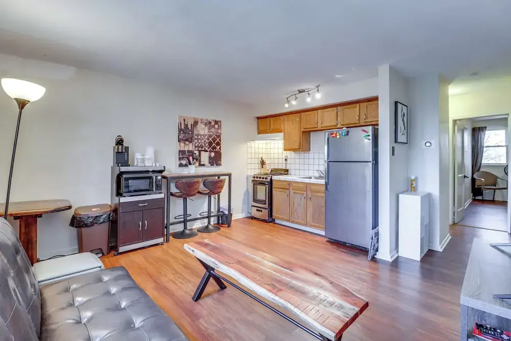 Cozy Easton Condo Near Historic Downtown