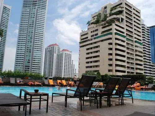 Rembrandt Hotel & Towers (Serviced Apartments)