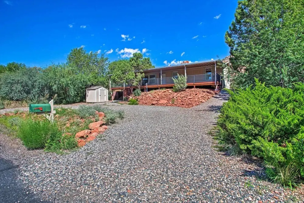 Sedona Home w/ View, Half-mi to Chimney Rock!