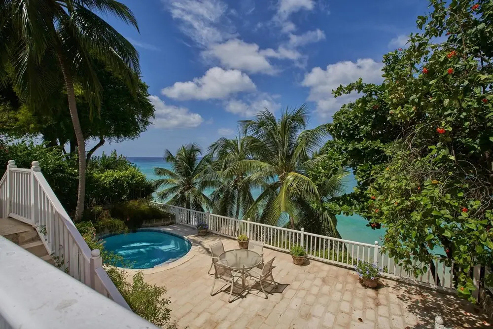 Luxury Beach Front Villa Estate