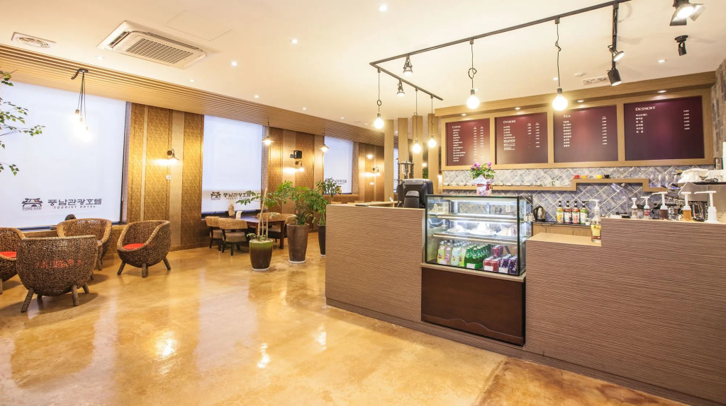 Pungnam Tourist Hotel