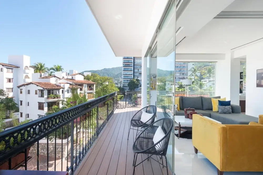 Pier 57 Unit 501 Exquisite Pier 57 Condo Romantic Zone Ocean