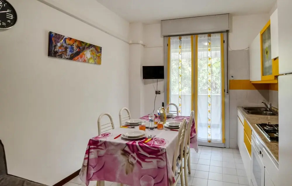 Awesome Apartment in Rosolina Mare With Outdoor Swimming Pool, Wifi and 2 Bedrooms