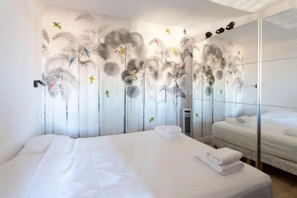 Furnished air-conditioned studio classified 2 stars near the beach&old port