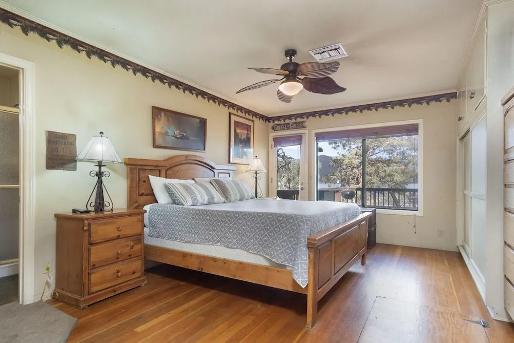 Lake Shore-12 by Big Bear Vacations