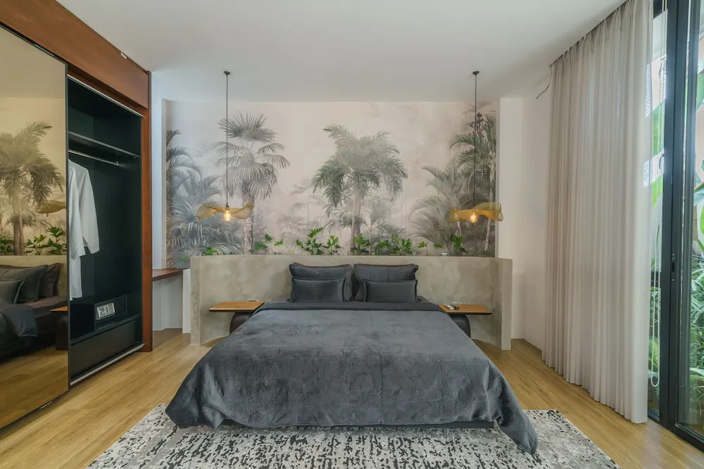 Stylish Tropical Villa - 2br