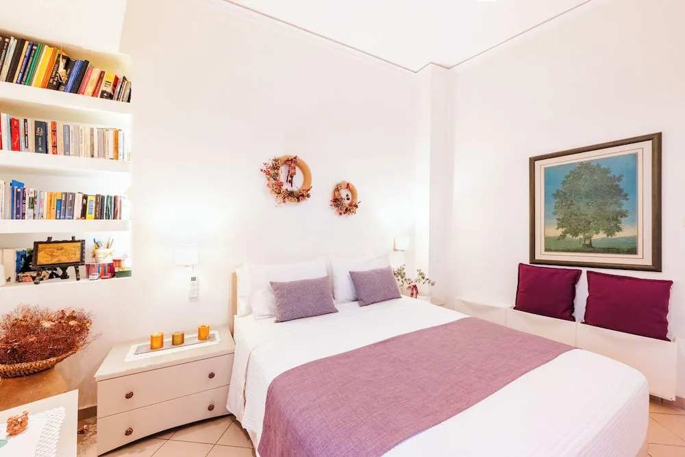 Modern 2-Bedroom Apartment in Heraklion City Center
