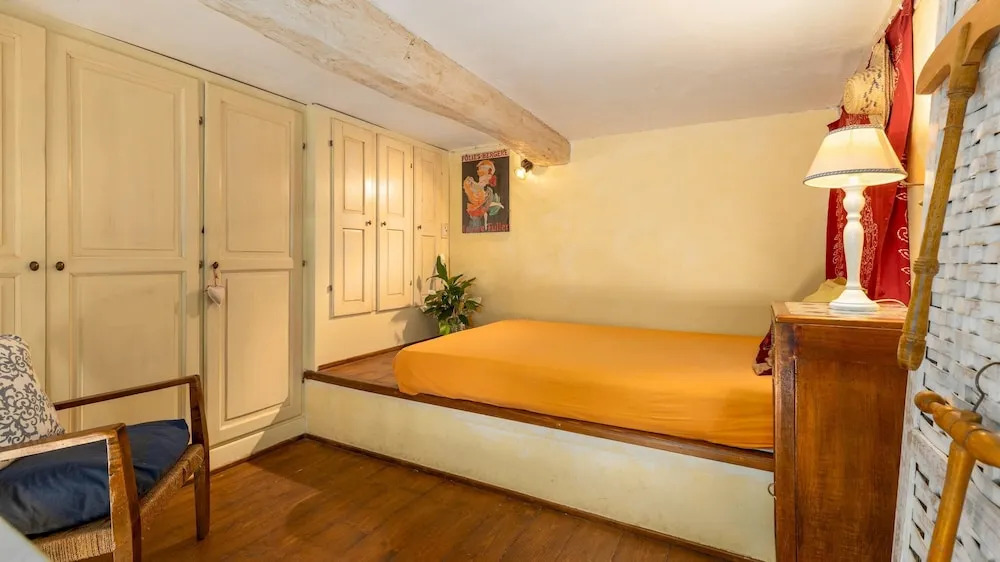 VILLA TREGGIAIA 12&2, Emma Villas
