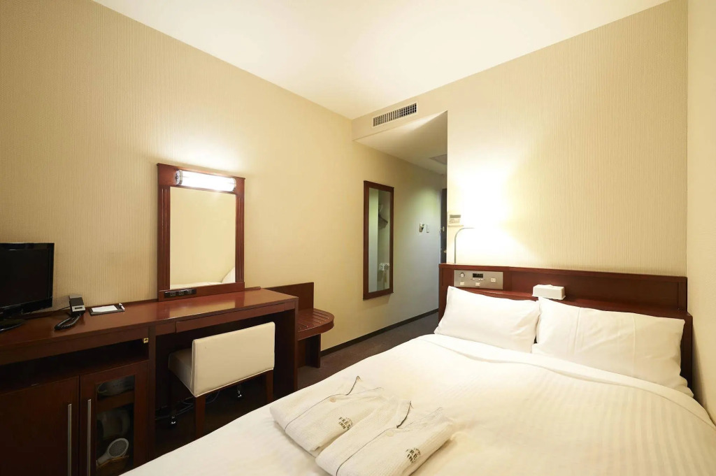 Sotetsu Fresa Inn Nihombashi Kayabacho