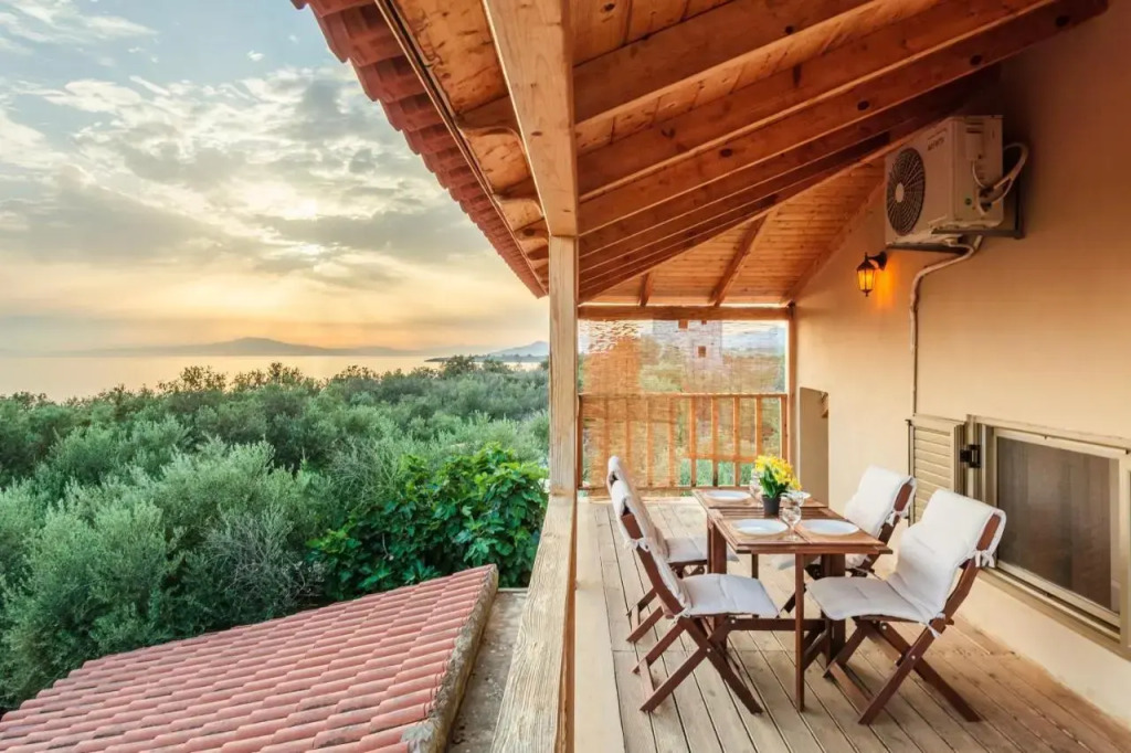Selinitsa Stone Residence - Mani Poolside Retreat