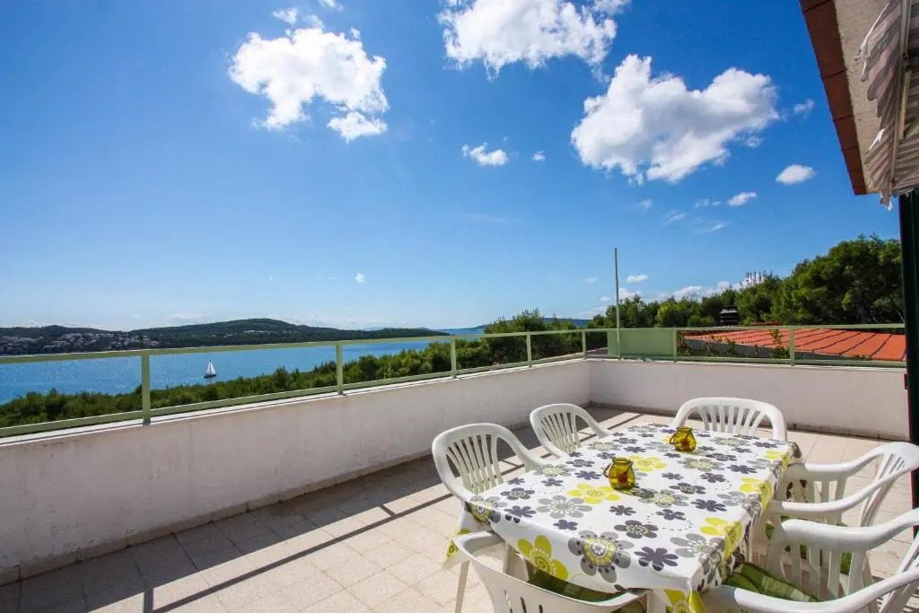Apartment Artemisia 1