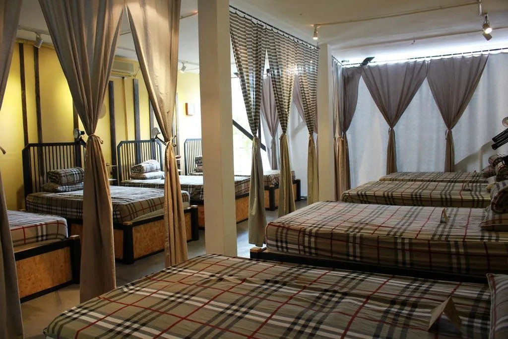 3 La Hostel