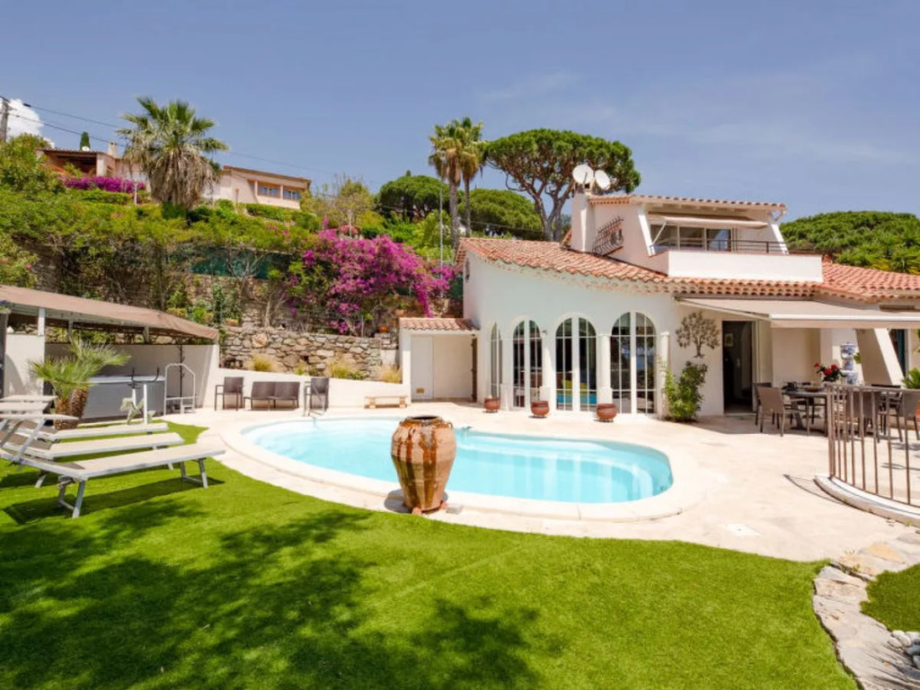 Holiday Home Villa Bindouletto by Interhome