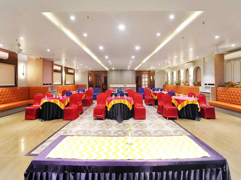 Palette by CheckIn Orient Hotel & Convention Centre, Nagpur