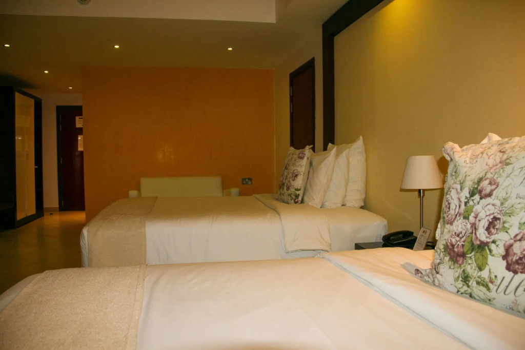 Peninsula Hotel Dar es Salaam