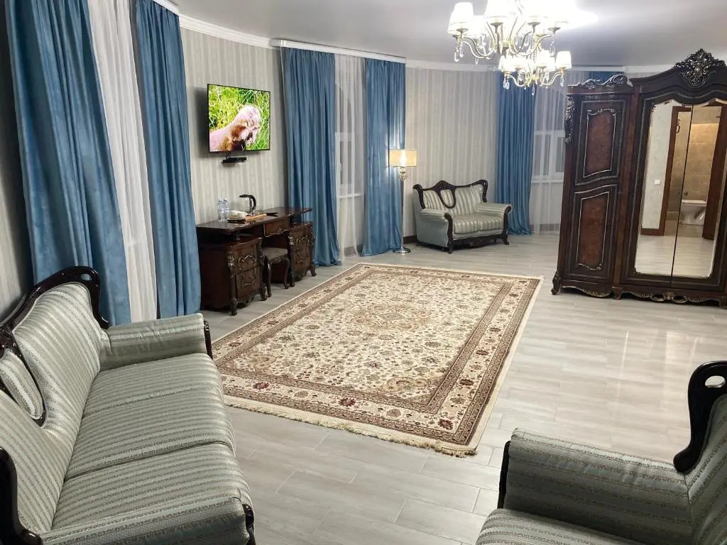 Hotel Astam