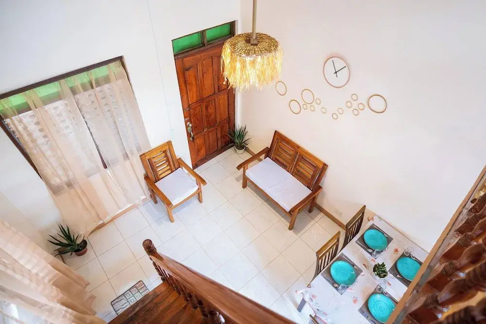 The Beach House Bucana Homestay