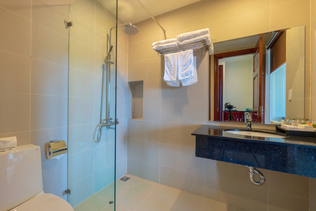 Praha Hotel Phú Quốc