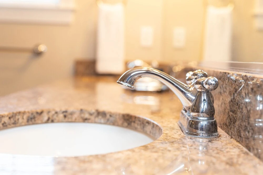 Newly Renovated Beach Cottage Walking Distance to Virginia Beach Oceanfront and Boardwalk