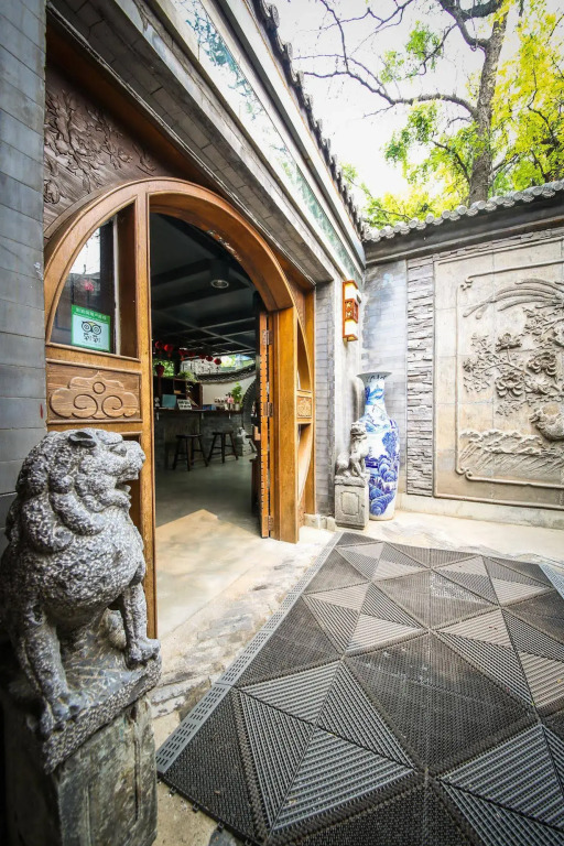 Old Beijing Square Hotel