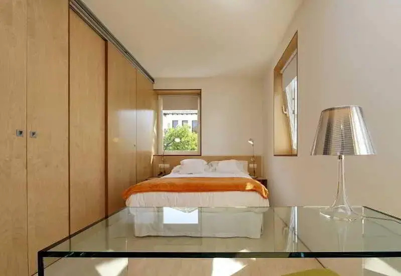 Hotel Holos