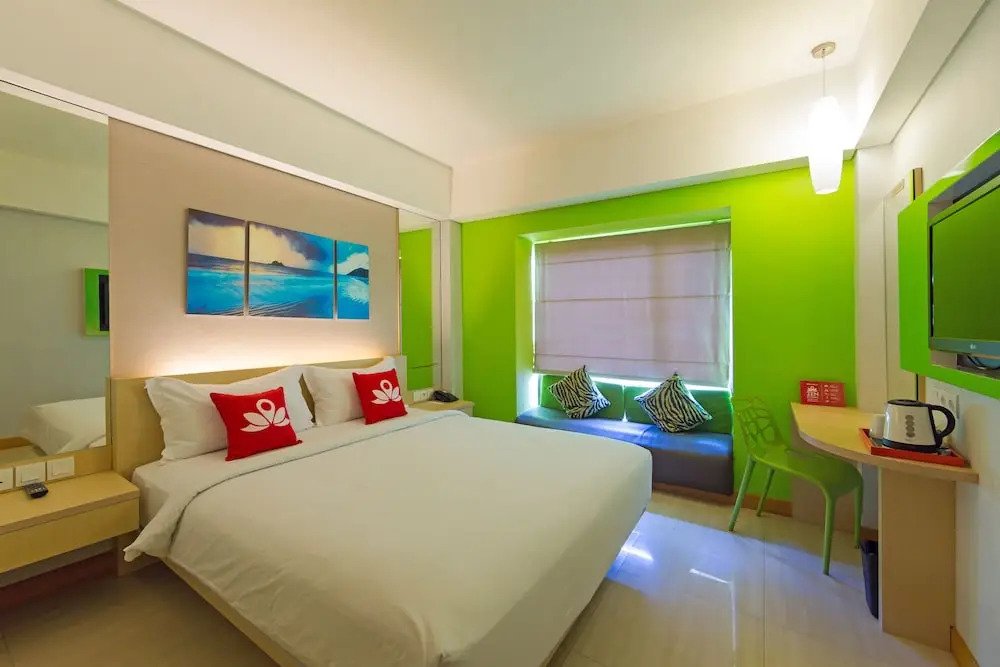 ZEN Rooms Kuta Sunset Road 2
