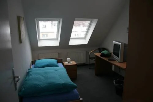 Hotel Und Pension Le Petit