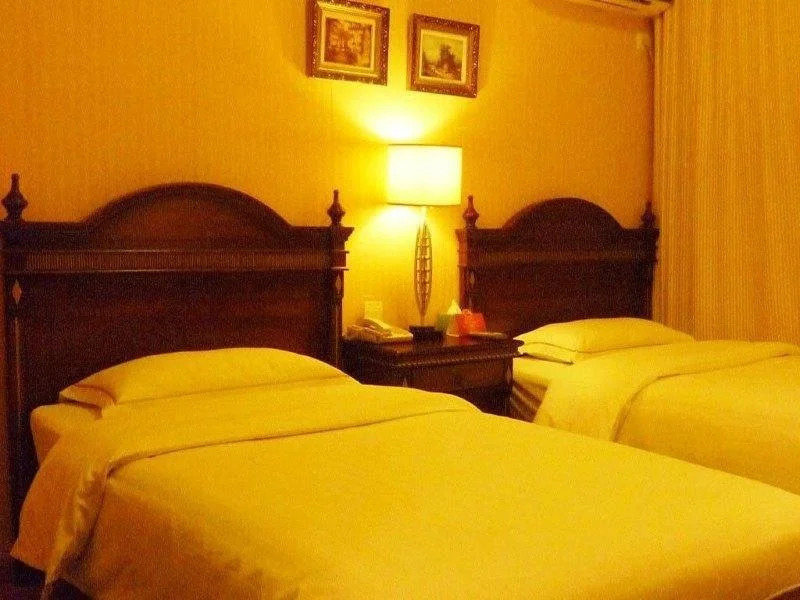 Tianjin Xiangjiang Holiday Hotel