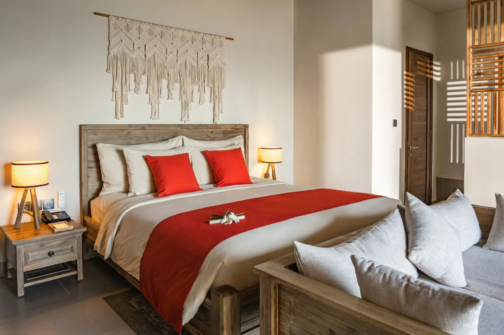 Crown Retreat Quy Nhon Resort
