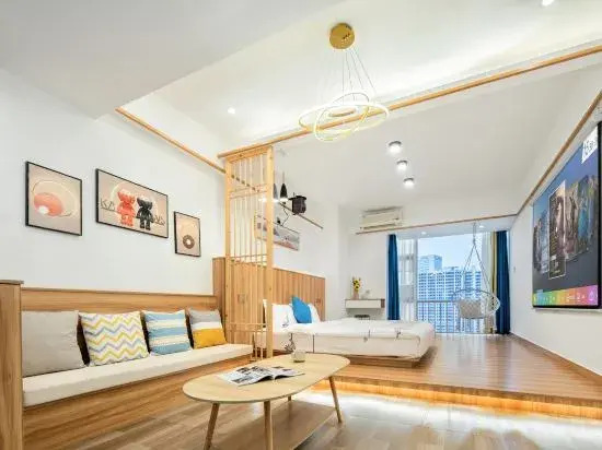Qiu Homestay (Wuyi Square IFS International Financial Center)