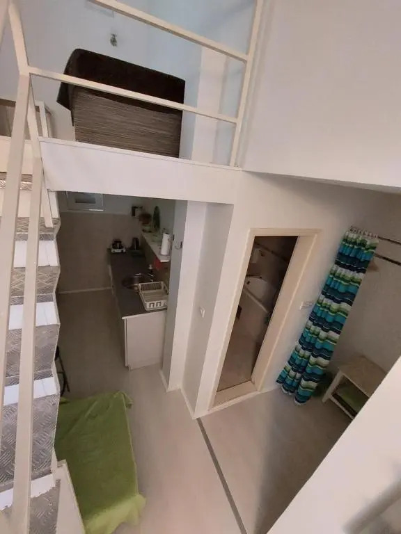 Sweet Apartments or Rooms