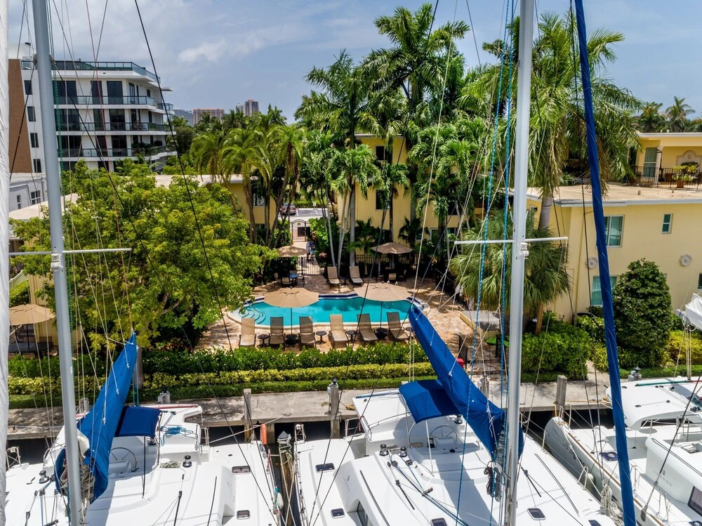 The Villas Of Las Olas Sun-kissed W/ Pool 2 Bedroom Hotel Room