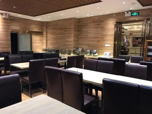 Longwan Hotel (Foshan Ceramics City)