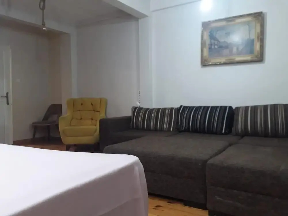 Cihangir Apart